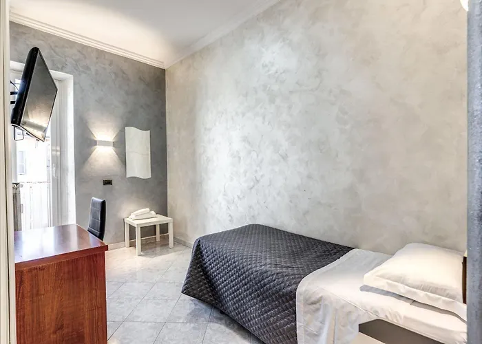 Family House Hotell *