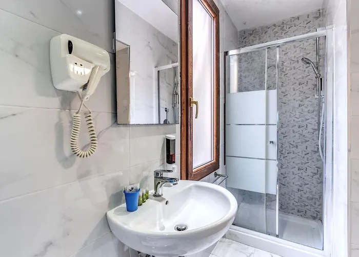 Hotell Family House *