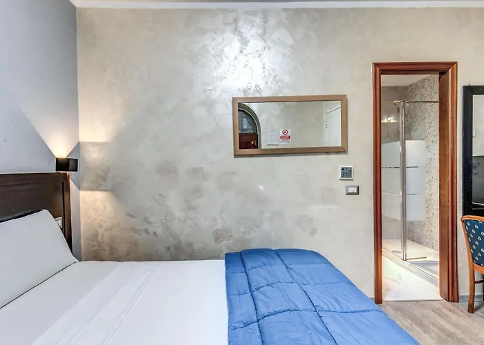 Family House Hotell *